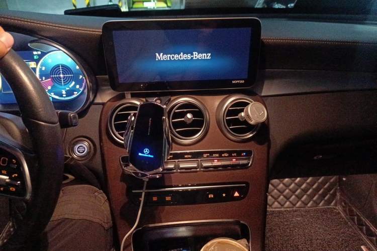 Used Mercedes-Benz GLC 2020 GLC 260 L 4MATIC Luxury Model Audio And AC Panel
