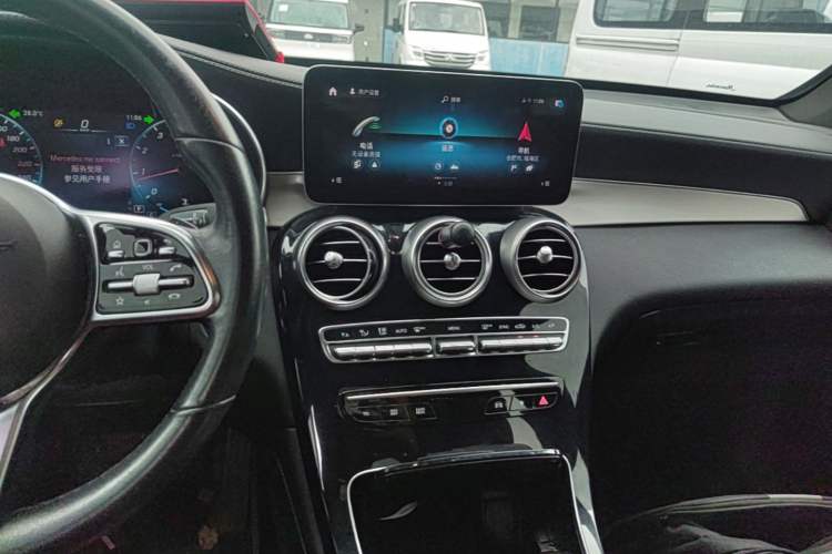 Used Mercedes-Benz GLC 2020 GLC 260 L 4MATIC Luxury Model Audio And AC Panel