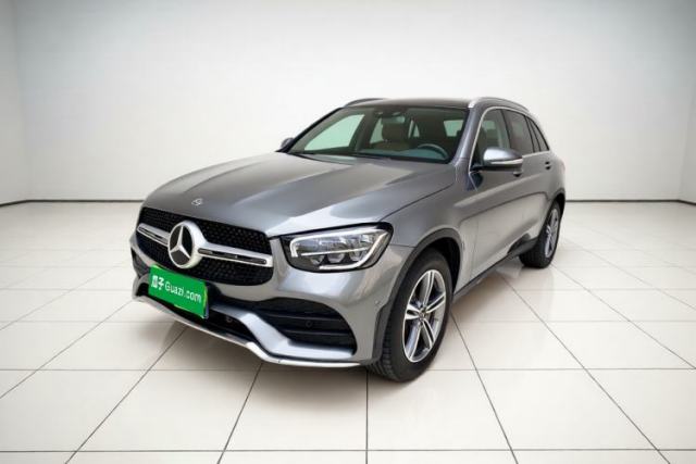 Ojetý Mercedes-Benz GLC 2020 GLC 260 L 4MATIC Luxury Model