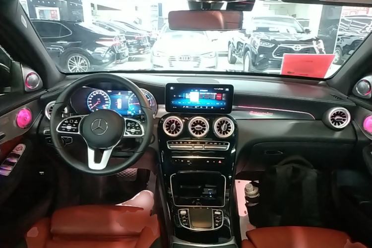 Used Mercedes-Benz GLC 2020 GLC 260 L 4MATIC Luxury Model Center Console