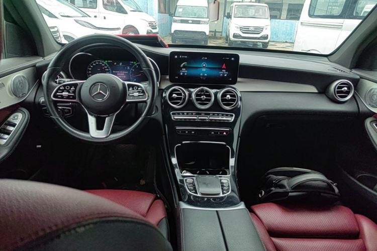 Used Mercedes-Benz GLC 2020 GLC 260 L 4MATIC Luxury Model Center Console
