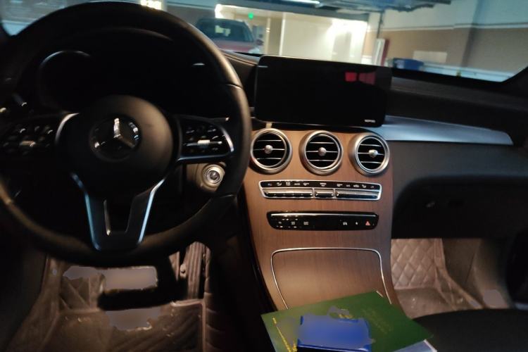 Used Mercedes-Benz GLC 2020 Facelift GLC 300 L 4MATIC Dynamic Edition Center Console