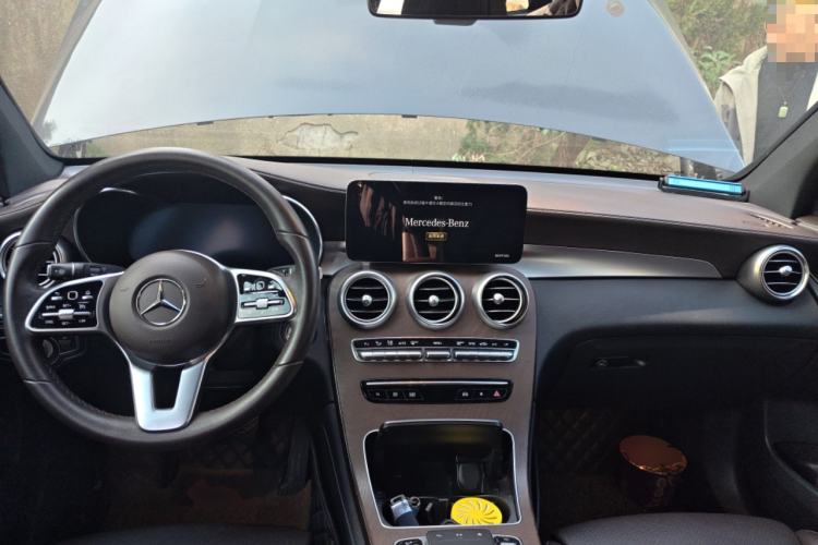 Used Mercedes-Benz GLC 2020 Facelift GLC 260 L 4MATIC Luxury Edition Center Console