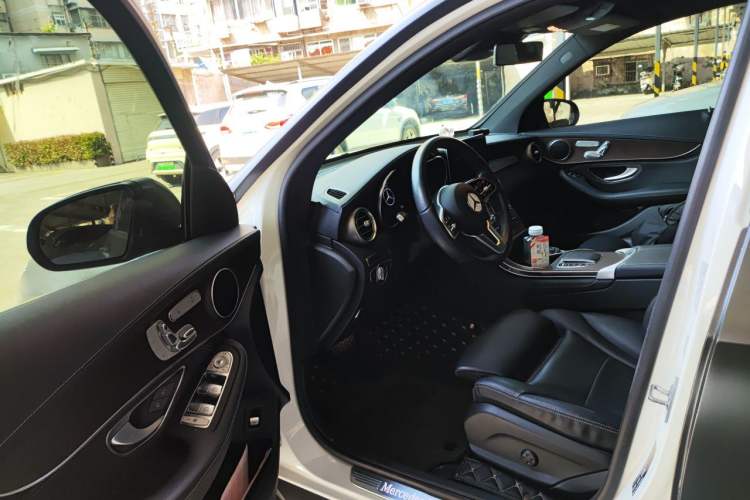 Used Mercedes-Benz GLC 2020 GLC 300 L 4MATIC Dynamic Edition Driver Seat