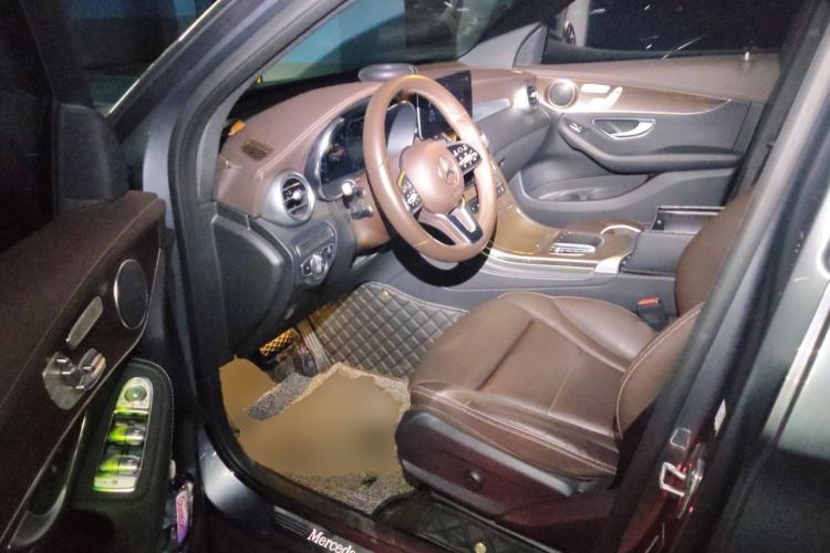 Used Mercedes-Benz GLC 2020 Facelift GLC 260 L 4MATIC Luxury Edition Driver Seat