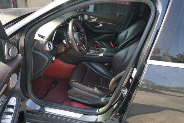 Used Mercedes-Benz GLC 2020 Facelift GLC 300 L 4MATIC Dynamic Edition Driver Seat