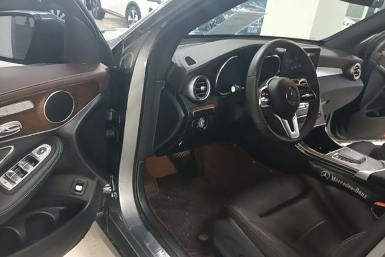 Used Mercedes-Benz GLC 2020 Facelifted GLC 260 L 4MATIC Dynamic Edition Driver Seat