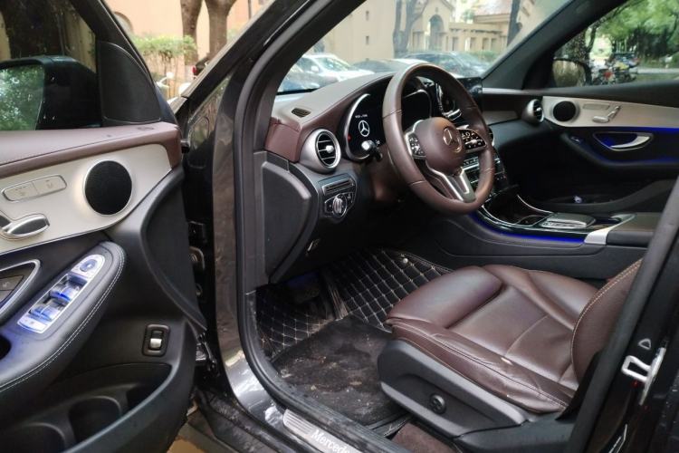 Used Mercedes-Benz GLC 2020 Facelifted GLC 260 L 4MATIC Dynamic Edition Driver Seat