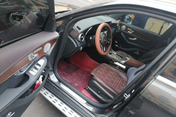 Used Mercedes-Benz GLC 2020 Facelift GLC 300 L 4MATIC Dynamic Edition Driver Seat