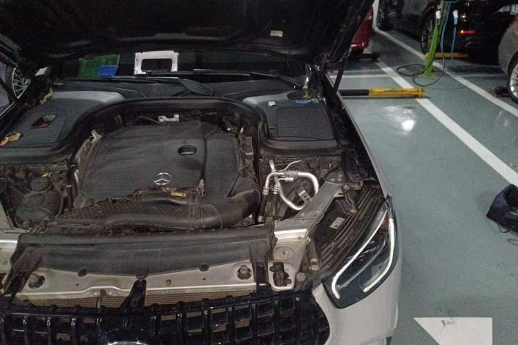 Used Mercedes-Benz GLC 2020 GLC 260 L 4MATIC Luxury Model Engine Bay Left