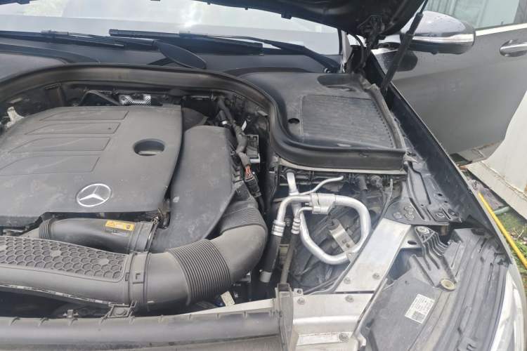 Used Mercedes-Benz GLC 2020 GLC 300 L 4MATIC Luxury Model Engine Bay Left