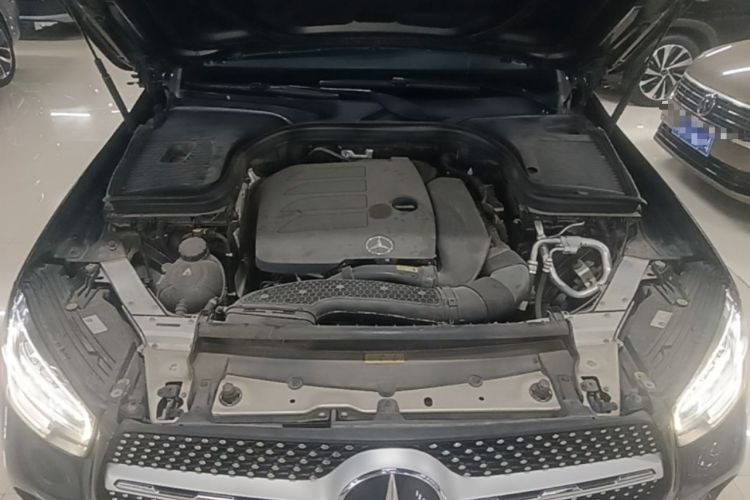 Used Mercedes-Benz GLC 2020 GLC 300 L 4MATIC Dynamic Edition Engine Bay