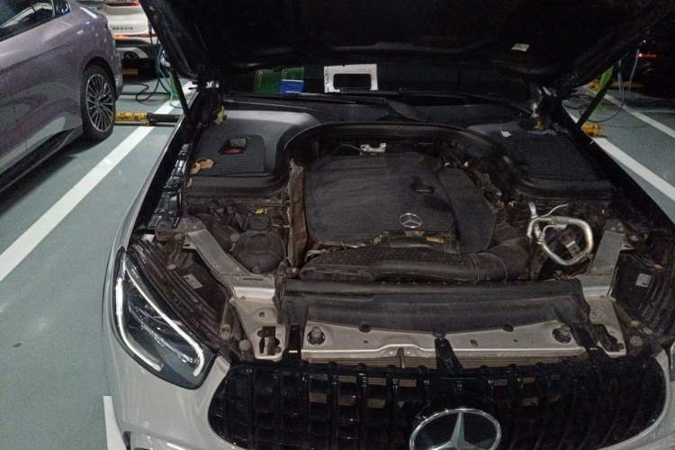Used Mercedes-Benz GLC 2020 GLC 260 L 4MATIC Luxury Model Engine Bay Right