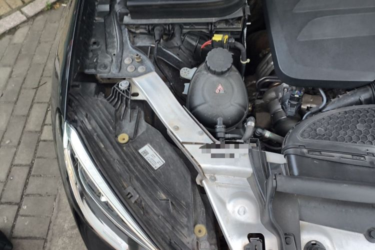 Used Mercedes-Benz GLC 2020 Facelift GLC 260 L 4MATIC Luxury Edition Engine Bay Right