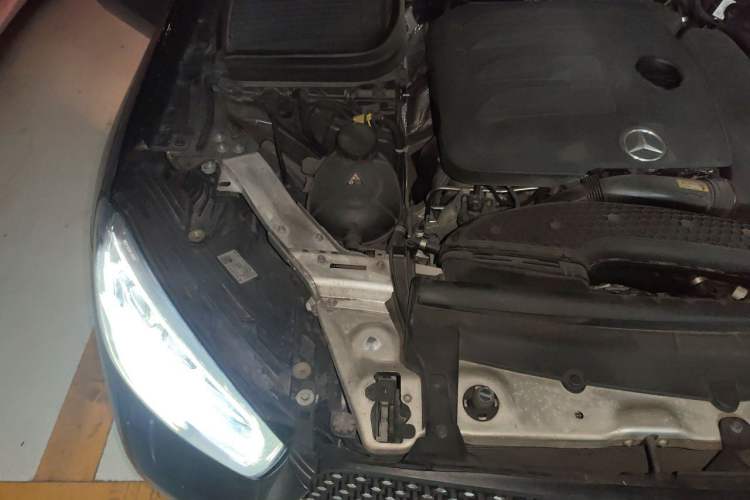 Used Mercedes-Benz GLC 2020 Facelift GLC 260 L 4MATIC Luxury Edition Engine Bay Right