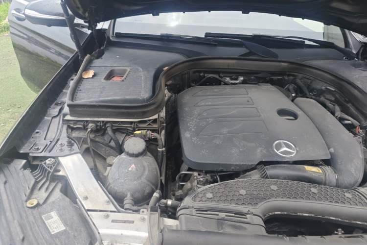 Used Mercedes-Benz GLC 2020 GLC 300 L 4MATIC Luxury Model Engine Bay Right