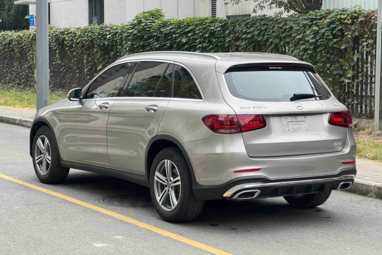Used Mercedes-Benz GLC 2020 GLC 260 L 4MATIC Luxury Model Exterior 1