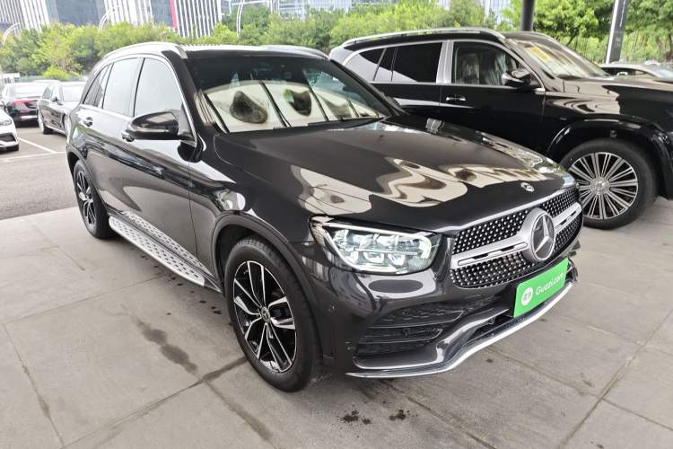 Used Mercedes-Benz GLC 2020 Facelift GLC 260 L 4MATIC Luxury Edition Exterior 1