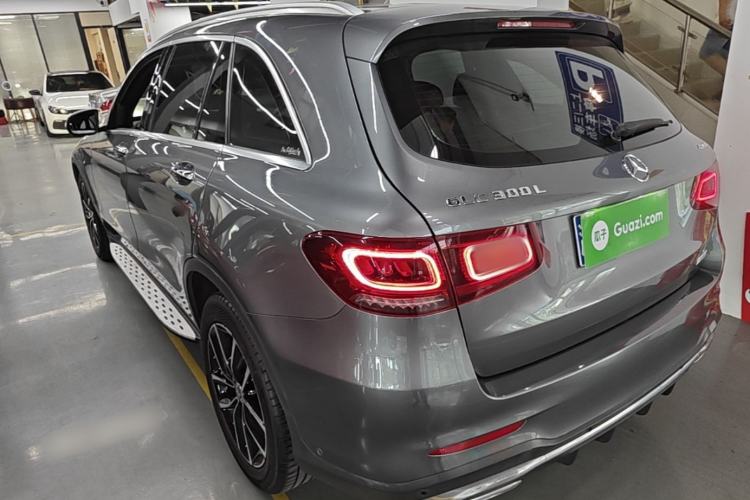 Used Mercedes-Benz GLC 2020 GLC 300 L 4MATIC Dynamic Edition Exterior 2