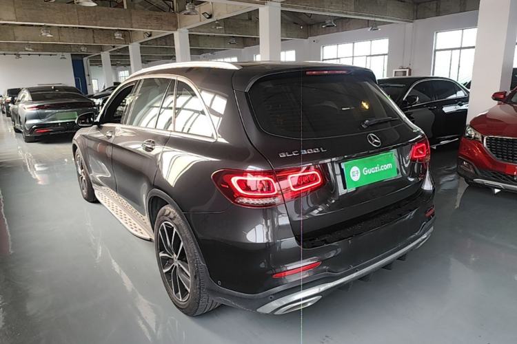 Used Mercedes-Benz GLC 2020 Facelift GLC 300 L 4MATIC Dynamic Edition Exterior 2