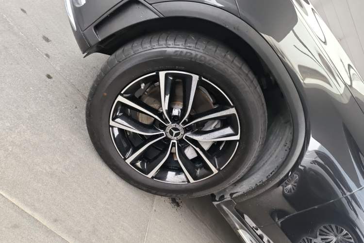 Used Mercedes-Benz GLC 2020 Facelift GLC 260 L 4MATIC Luxury Edition Exterior 4