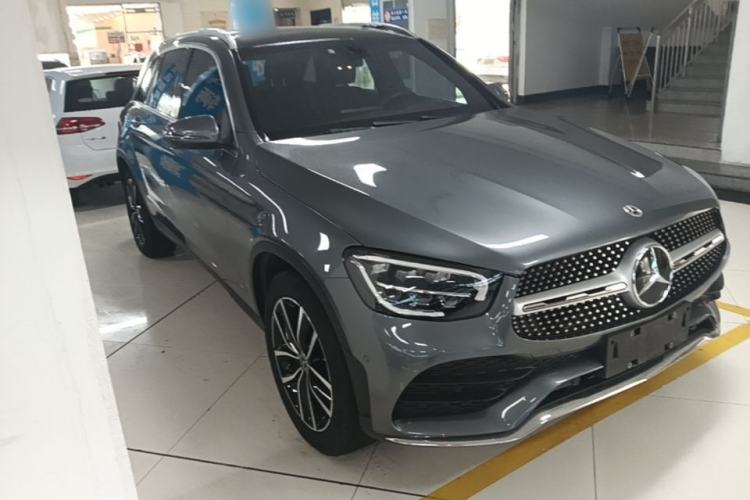 Used Mercedes-Benz GLC 2020 Facelifted GLC 260 L 4MATIC Dynamic Edition Front Right 45 Deg