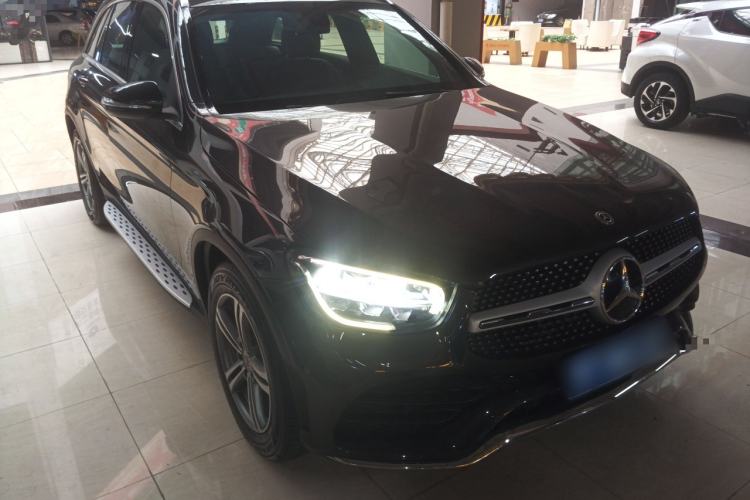 Used Mercedes-Benz GLC 2020 GLC 260 L 4MATIC Luxury Model Front Right 45 Deg