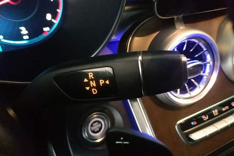 Used Mercedes-Benz GLC 2020 GLC 260 L 4MATIC Luxury Model Gear Lever