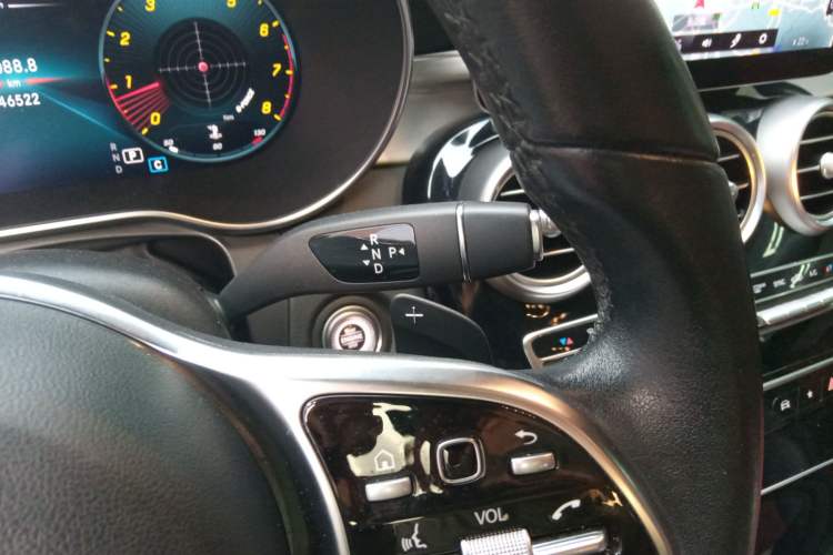 Used Mercedes-Benz GLC 2020 GLC 260 L 4MATIC Luxury Model Gear Lever