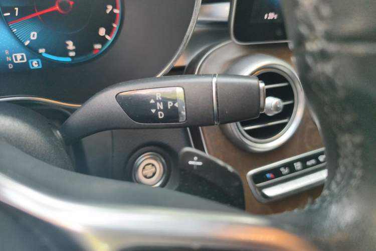 Used Mercedes-Benz GLC 2020 GLC 260 L 4MATIC Luxury Model Gear Lever