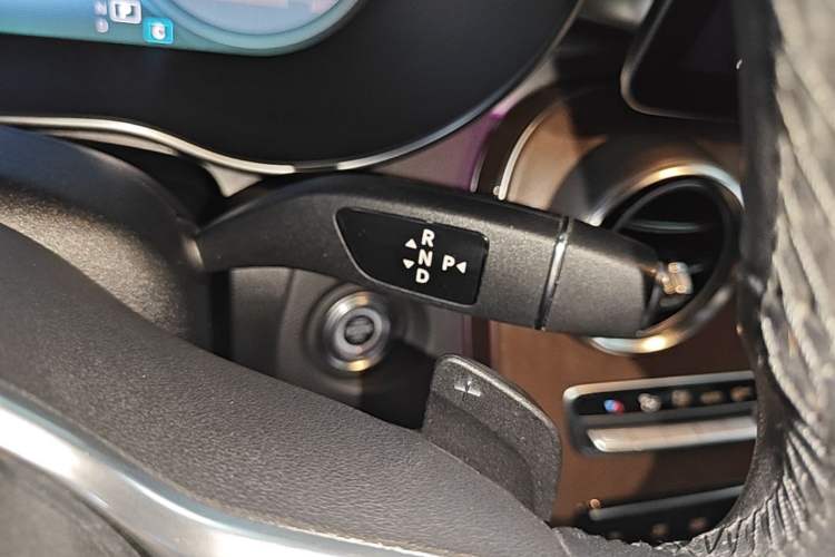 Used Mercedes-Benz GLC 2020 GLC 300 L 4MATIC Dynamic Edition Gear Lever