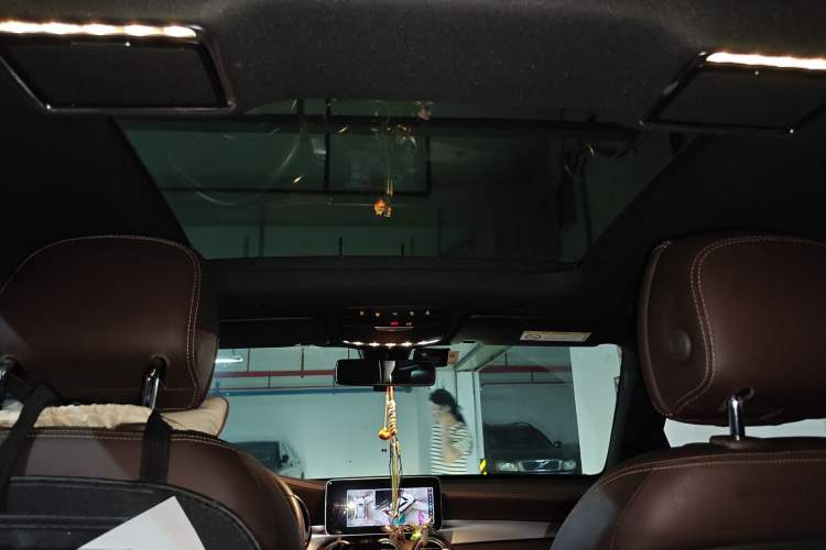Used Mercedes-Benz GLC 2020 Facelift GLC 260 L 4MATIC Luxury Edition Headliner