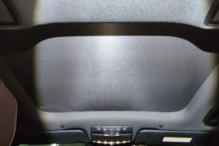 Used Mercedes-Benz GLC 2020 GLC 300 L 4MATIC Dynamic Edition Headliner