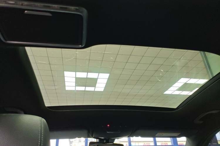 Used Mercedes-Benz GLC 2020 GLC 260 L 4MATIC Dynamic Model Headliner