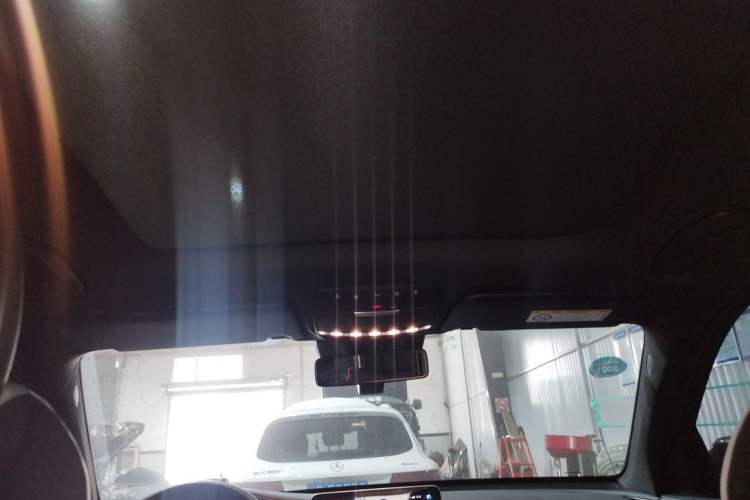 Used Mercedes-Benz GLC 2020 Facelift GLC 300 L 4MATIC Dynamic Edition Headliner