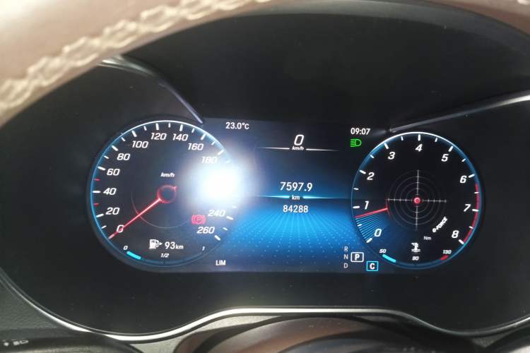 Used Mercedes-Benz GLC 2020 GLC 260 L 4MATIC Luxury Model Instrument Cluster
