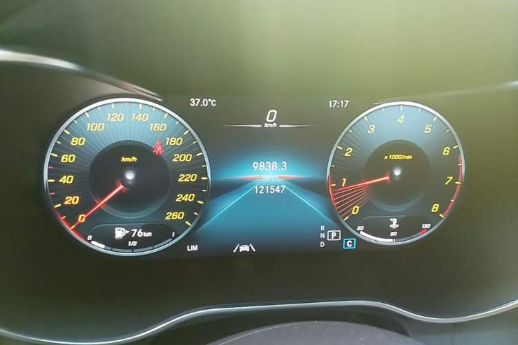 Used Mercedes-Benz GLC 2020 GLC 300 L 4MATIC Luxury Model Instrument Cluster