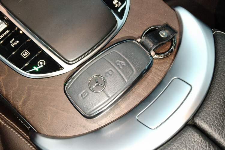 Used Mercedes-Benz GLC 2020 GLC 300 L 4MATIC Dynamic Edition Interior 1