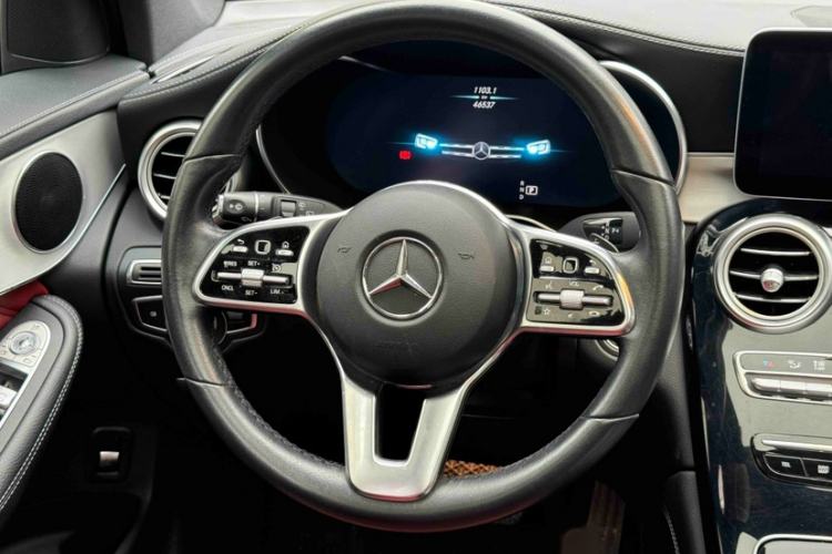 Used Mercedes-Benz GLC 2020 GLC 260 L 4MATIC Luxury Model Interior 1