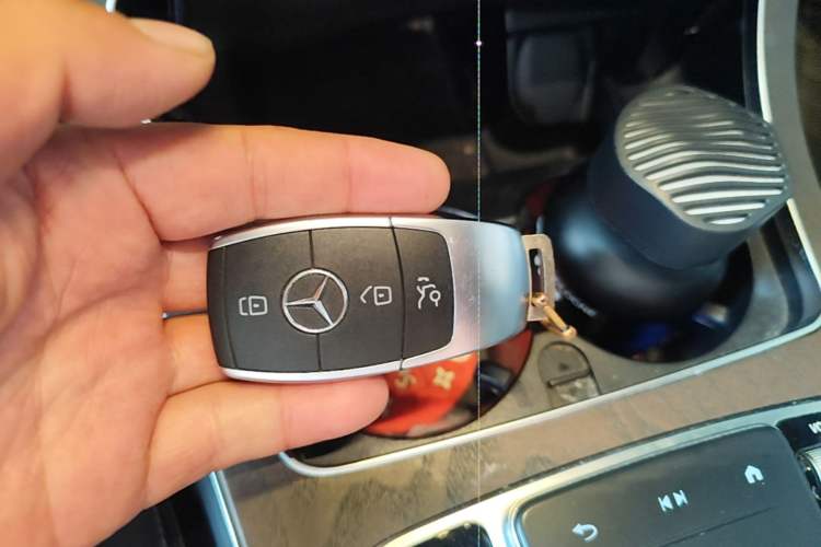 Used Mercedes-Benz GLC 2020 Facelift GLC 300 L 4MATIC Dynamic Edition Interior 1