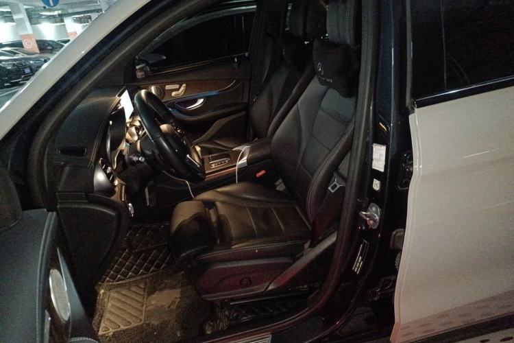 Used Mercedes-Benz GLC 2020 GLC 260 L 4MATIC Luxury Model Left Front Seat
