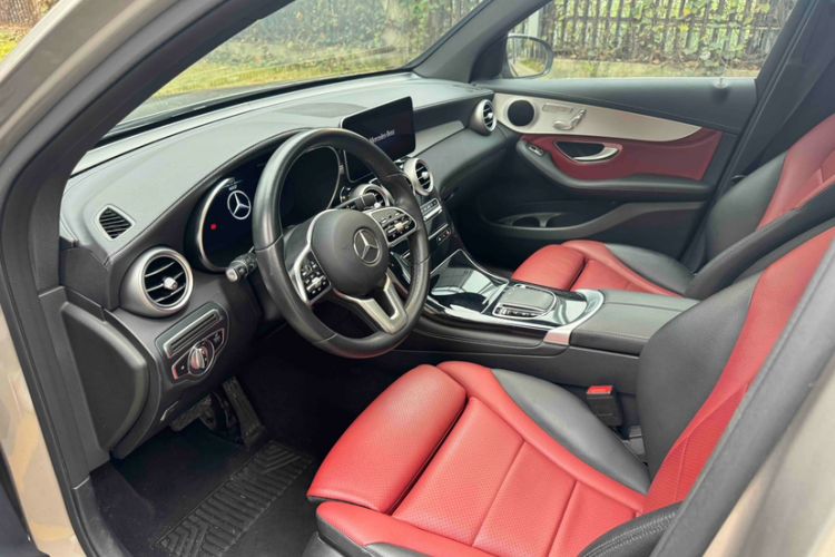 Used Mercedes-Benz GLC 2020 GLC 260 L 4MATIC Luxury Model Left Front Seat