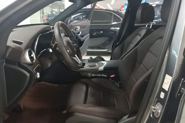 Used Mercedes-Benz GLC 2020 Facelifted GLC 260 L 4MATIC Dynamic Edition Left Front Seat