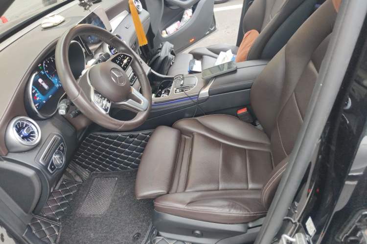 Used Mercedes-Benz GLC 2020 Facelift GLC 300 L 4MATIC Dynamic Edition Left Front Seat