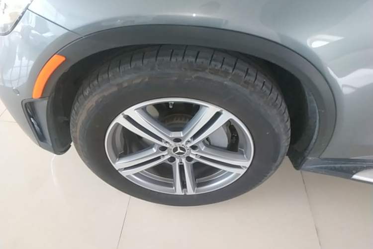 Used Mercedes-Benz GLC 2020 GLC 260 L 4MATIC Luxury Model Left Front Wheel Hub