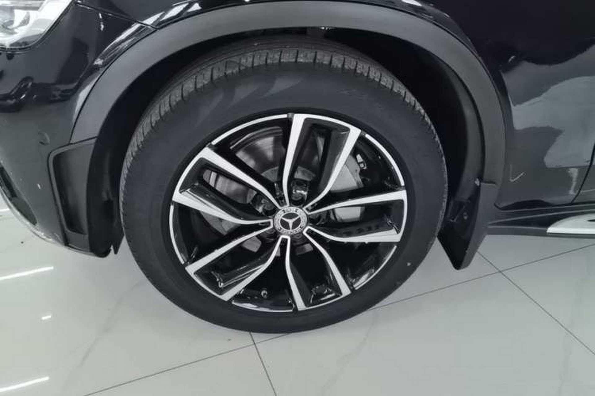 Used Mercedes-Benz GLC 2020 Facelift GLC 300 L 4MATIC Dynamic Edition Left Front Wheel Hub