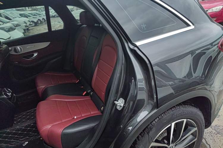 Used Mercedes-Benz GLC 2020 GLC 260 L 4MATIC Luxury Model Left Rear Seat