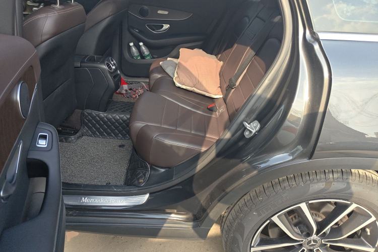 Used Mercedes-Benz GLC 2020 Facelift GLC 260 L 4MATIC Luxury Edition Left Rear Seat