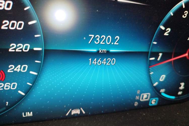 Used Mercedes-Benz GLC 2020 Facelift GLC 300 L 4MATIC Dynamic Edition Odometer Close Up