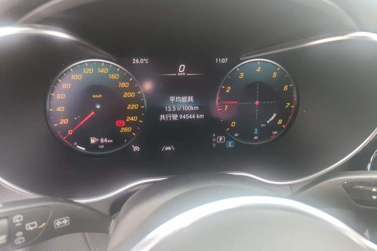 Used Mercedes-Benz GLC 2020 GLC 300 L 4MATIC Luxury Model Odometer Close Up